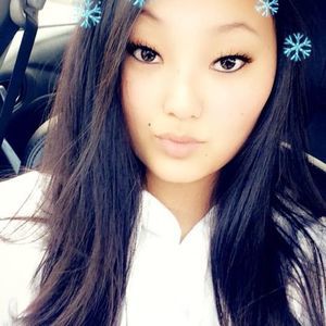 Meet your Posher, Ella